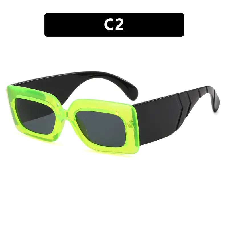 Elegant Snakeskin Retro Shades – Limited Edition by FlashFinds